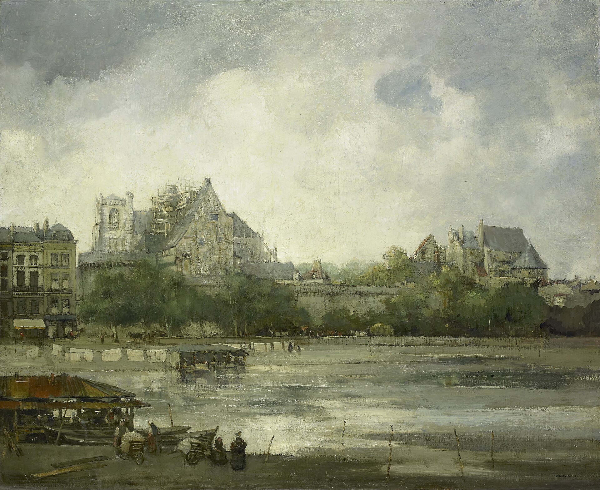 A grey, overcast view across the Loire to Nantes, with the Cathedral of Saint-Pierre under scaffolding on the left, the castle of the Dukes of Brittany and its ramparts among trees on the right, and laundry boats and figures on the near bank.